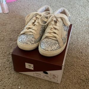 Natural Breeze Glitter Sneakers